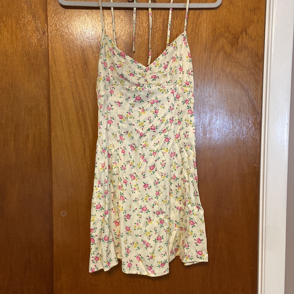 NWT Zara floral dress